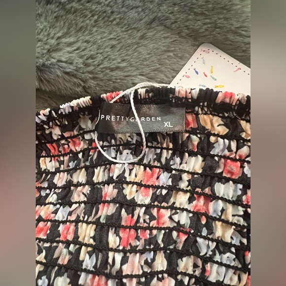 Pretty Garden Floral Sundress, NWT - Picture 11 of 11